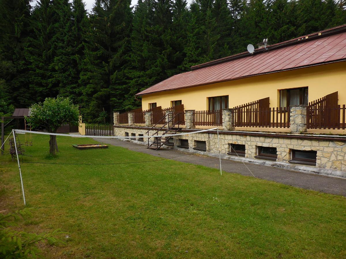 Penzion Tisuvka Cikhaj ภายนอก รูปภาพ